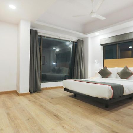 Super Townhouse Suncitel Near Kolkata Airport Hotell Dum Dum Eksteriør bilde