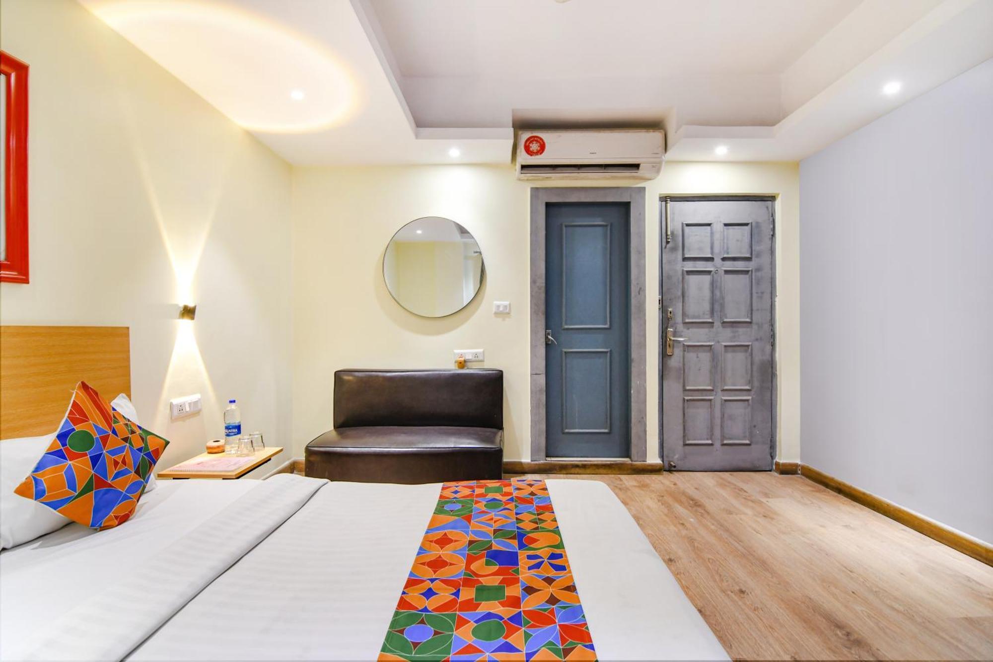 Super Townhouse Suncitel Near Kolkata Airport Hotell Dum Dum Eksteriør bilde