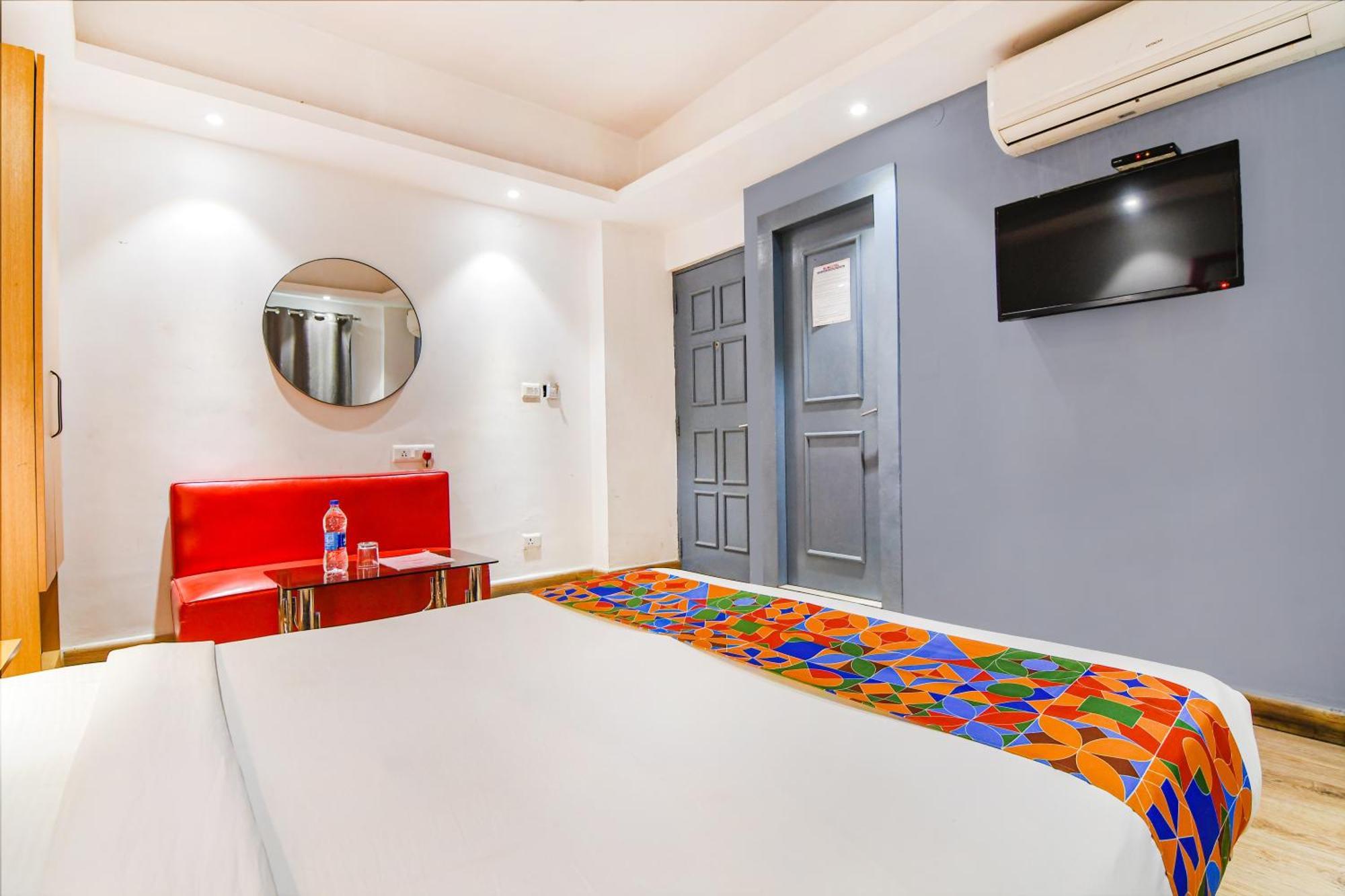 Super Townhouse Suncitel Near Kolkata Airport Hotell Dum Dum Eksteriør bilde