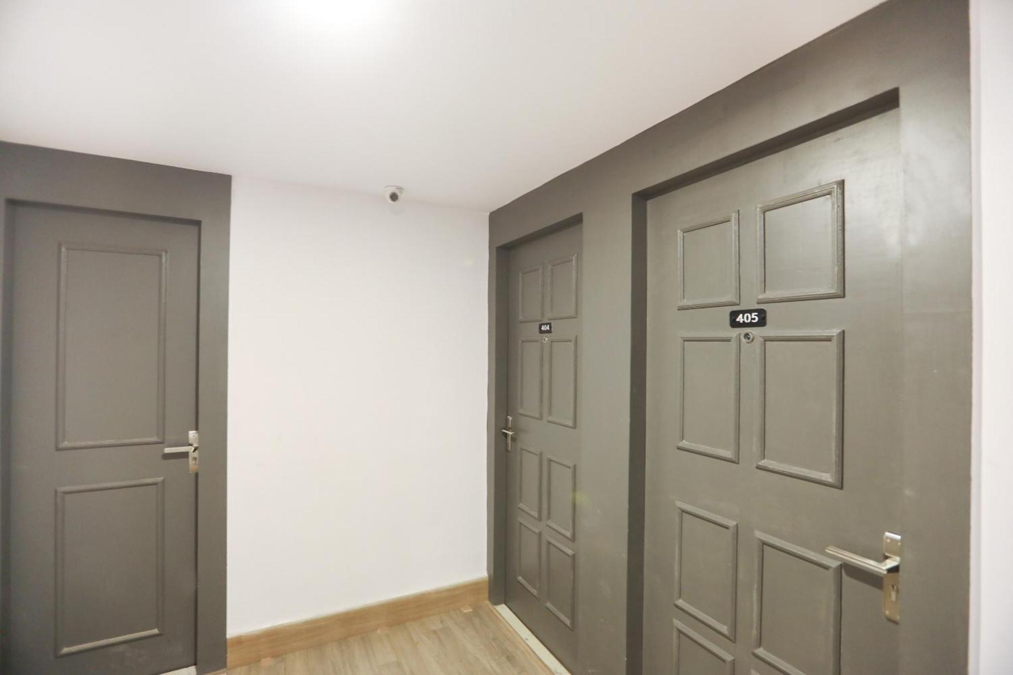 Super Townhouse Suncitel Near Kolkata Airport Hotell Dum Dum Eksteriør bilde
