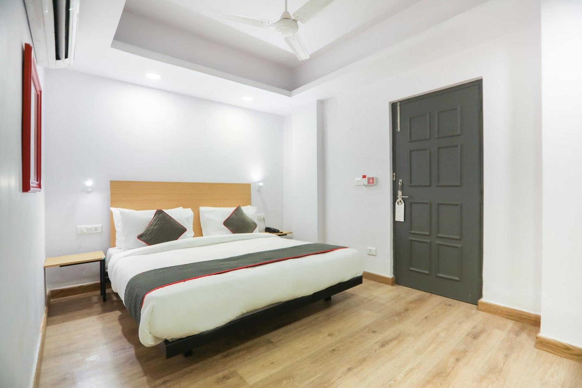Super Townhouse Suncitel Near Kolkata Airport Hotell Dum Dum Eksteriør bilde