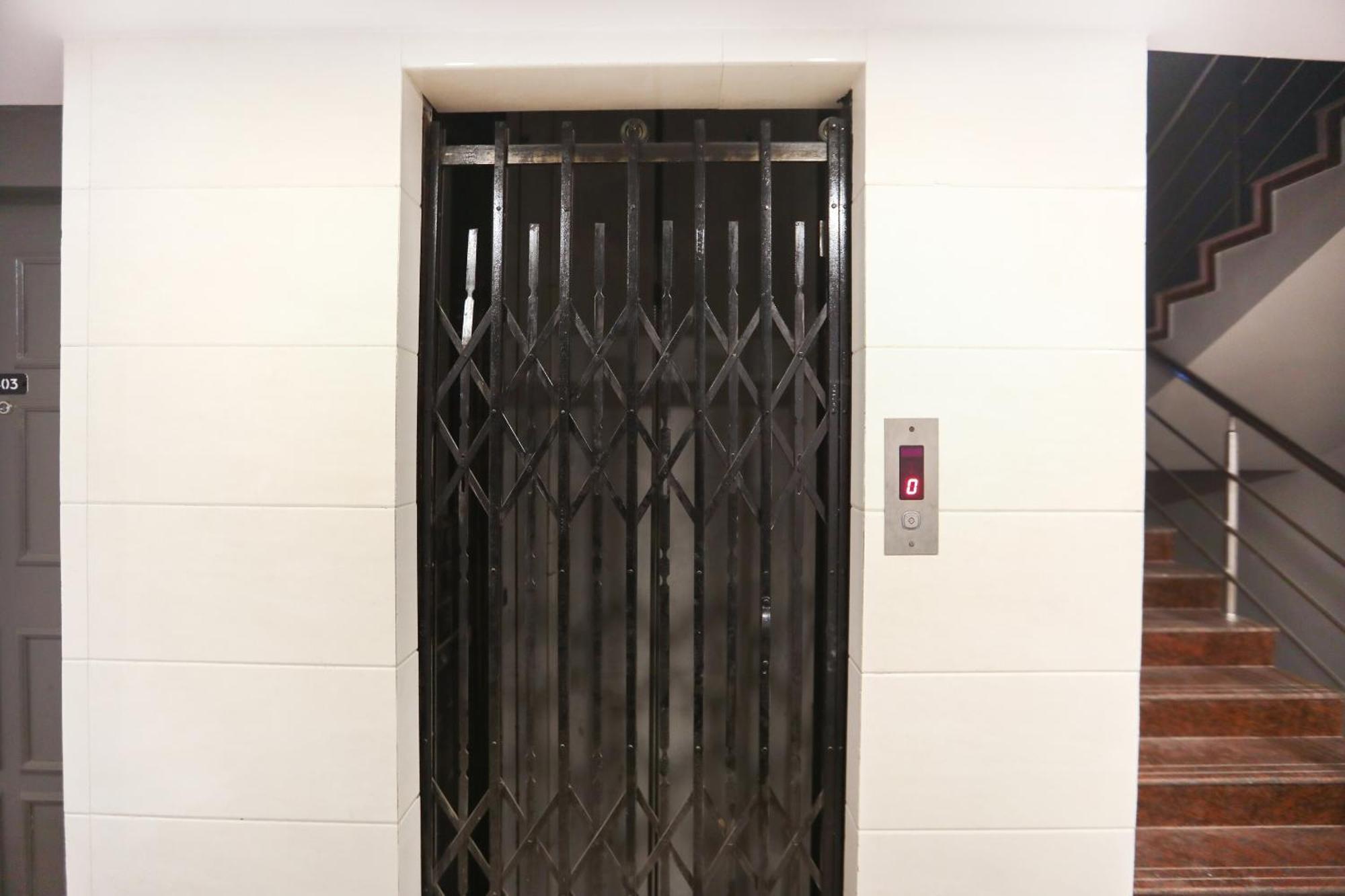 Super Townhouse Suncitel Near Kolkata Airport Hotell Dum Dum Eksteriør bilde